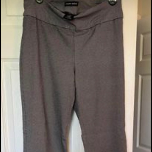 Work clothes clean out - Picture 9 of 16